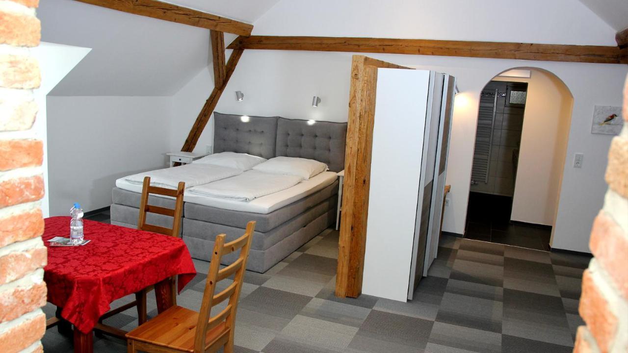 Hotel Am Donaubogen Sarching Exteriör bild